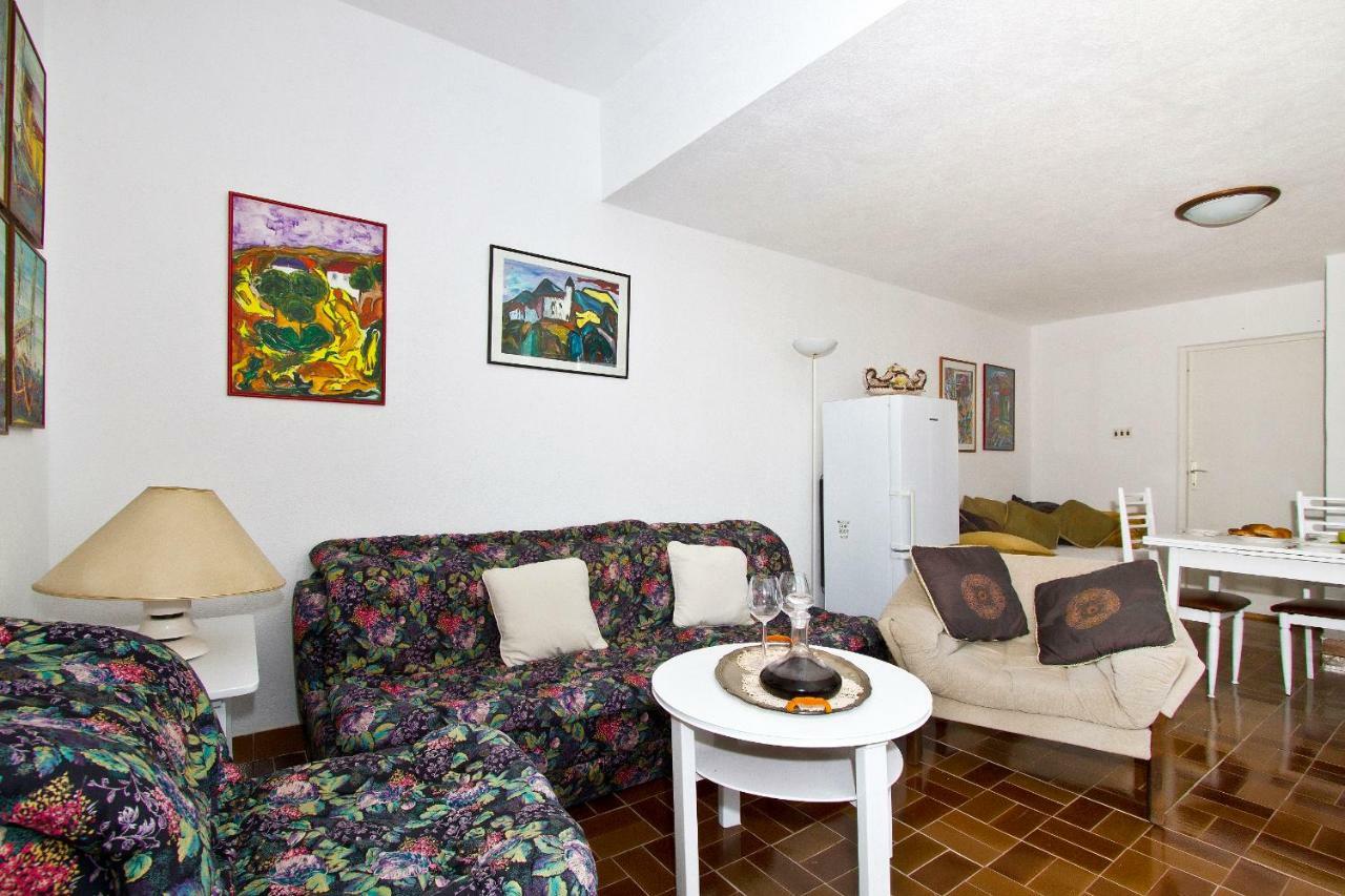 Apartments Maestro 斯托莫斯卡 外观 照片
